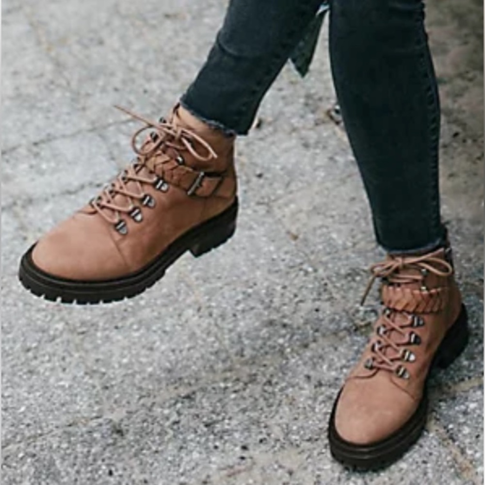 Combat boots soft leather boots Vince Camuto combat boots new boots size 9 - Picture 5 of 5